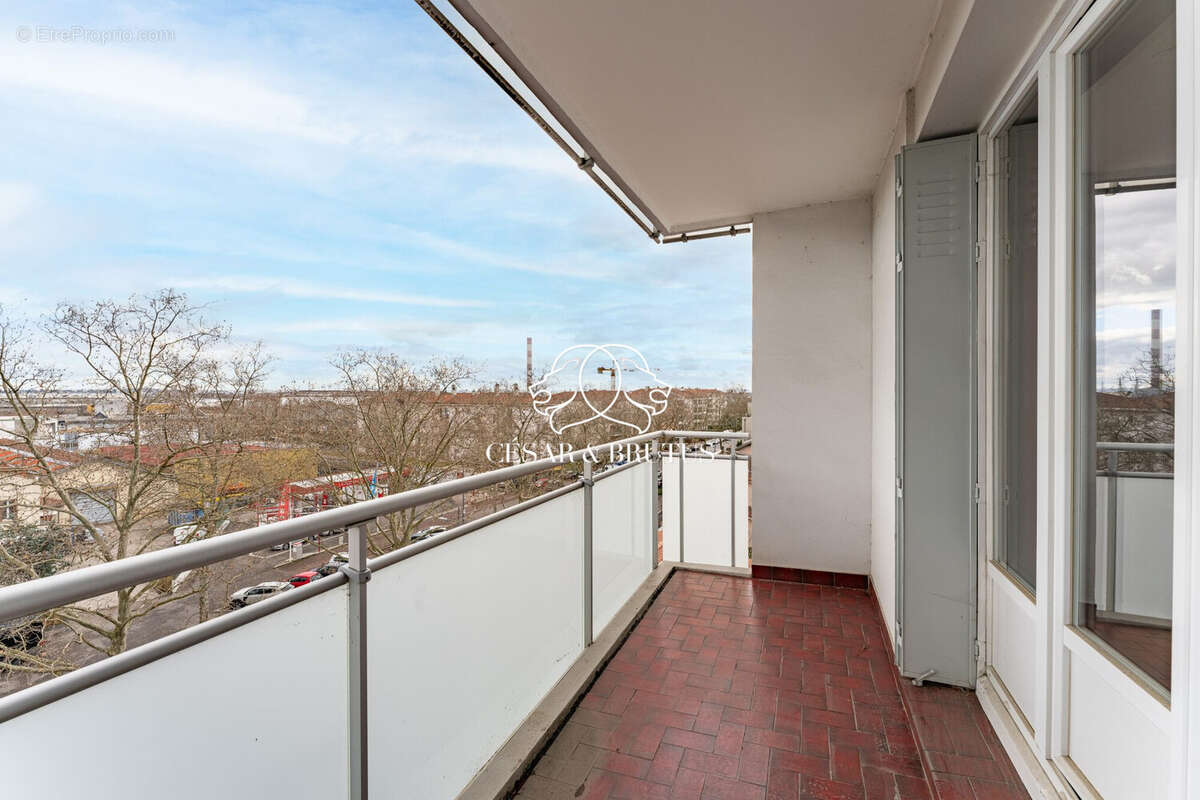 Appartement à VENISSIEUX