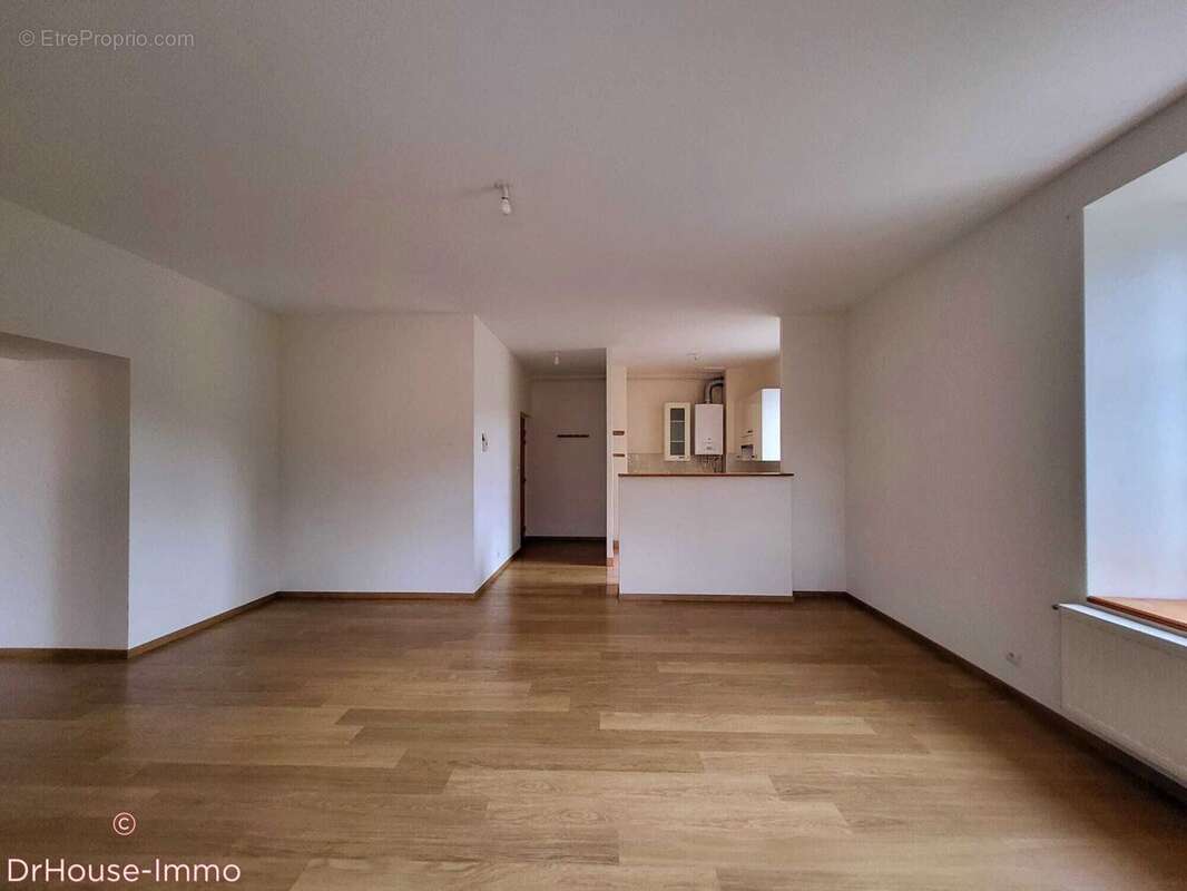 Appartement à ESPALY-SAINT-MARCEL