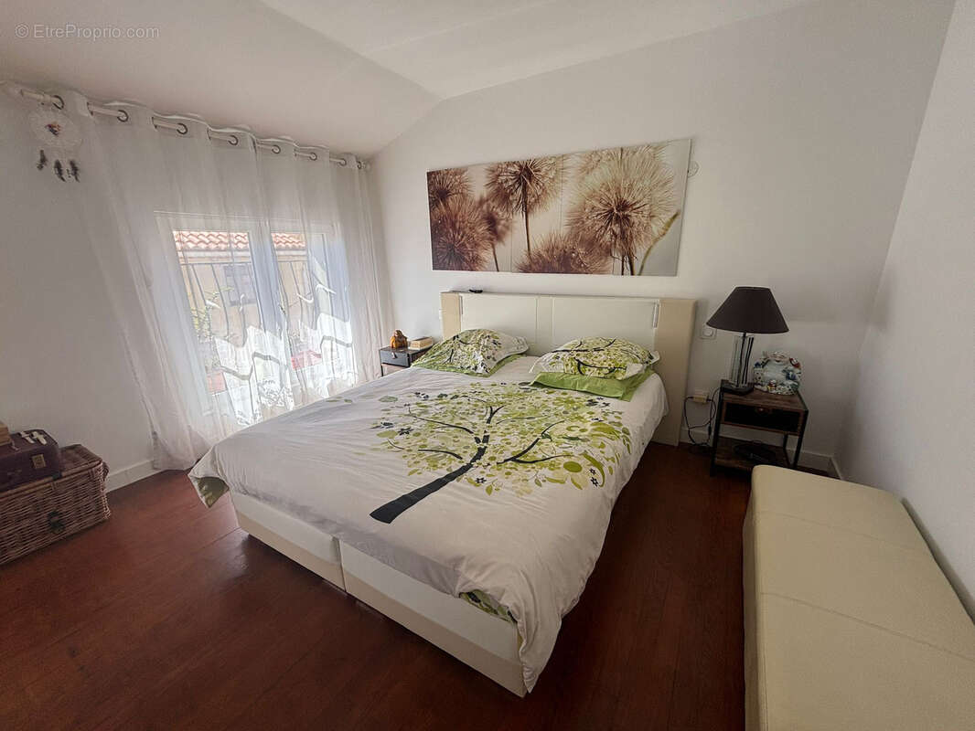 Appartement à COURSAN