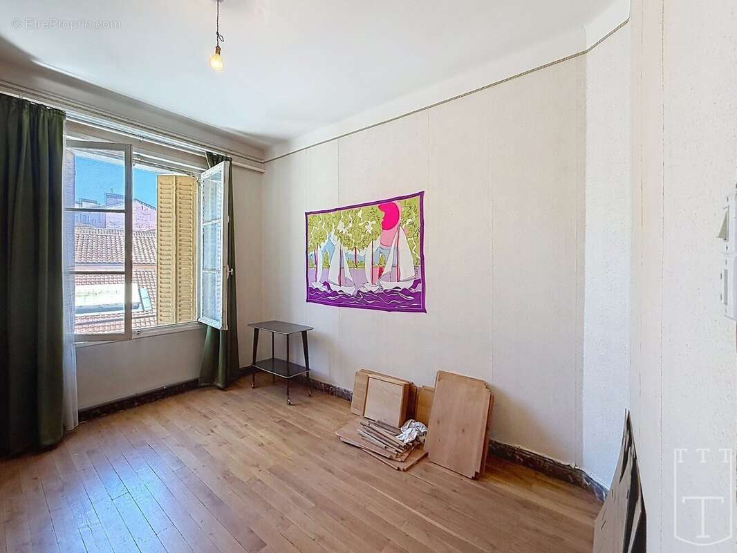 Appartement à AUBENAS