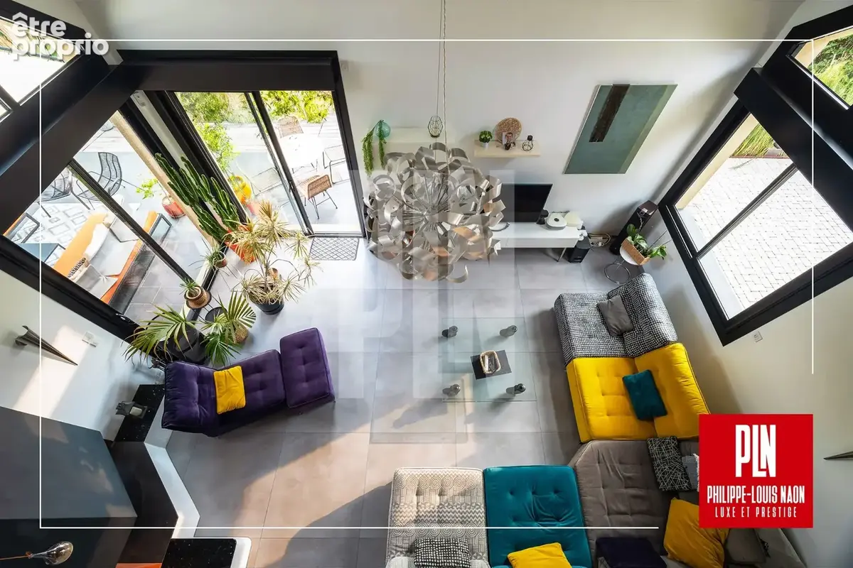 Maison d'architecte de 5 chambres avec grands volumes et jardin exotique - photo 3