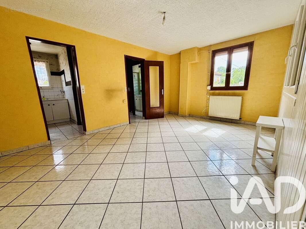 Photo 3 - Maison à REVIN