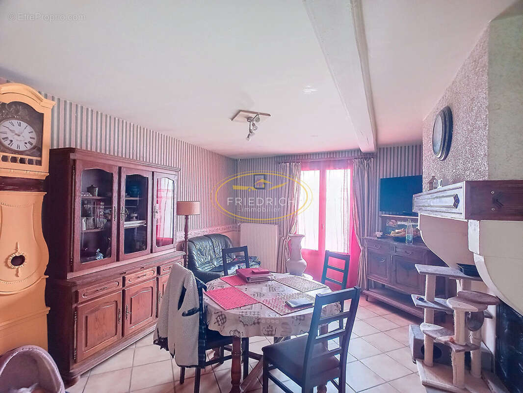 Maison de village a conforter - photo 2