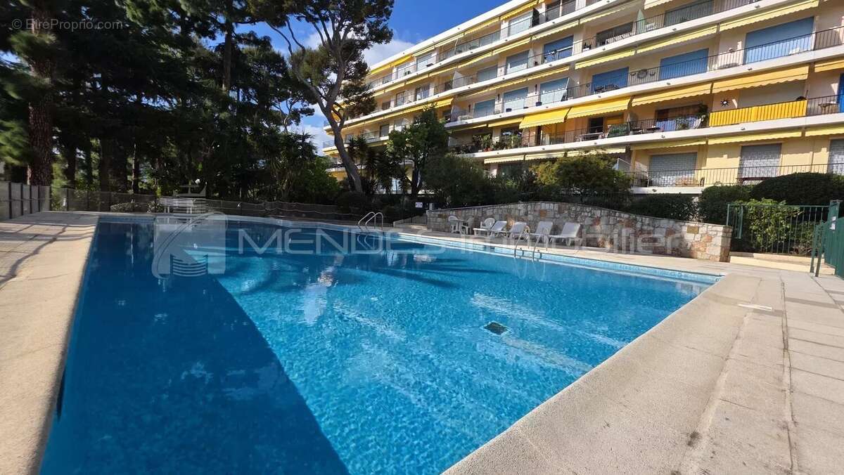 Appartement à CAP-D'AIL