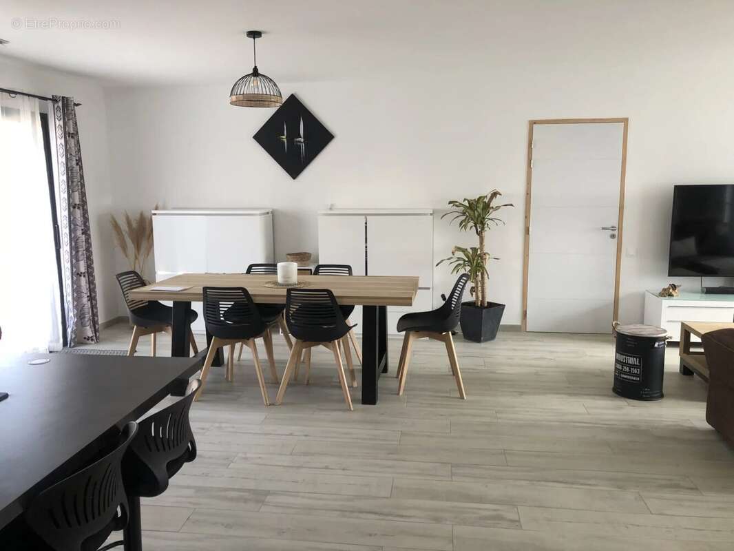 Maison à SAINT-CHRISTOL-LES-ALES