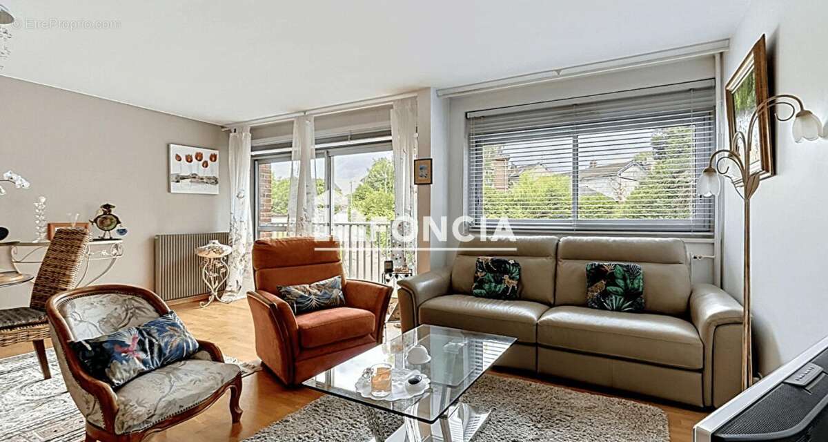 Appartement à DEVILLE-LES-ROUEN