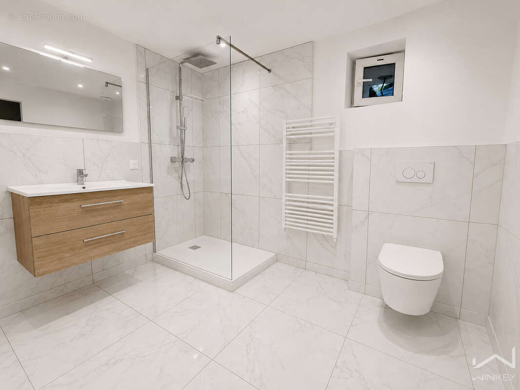 Appartement à BOLLENE