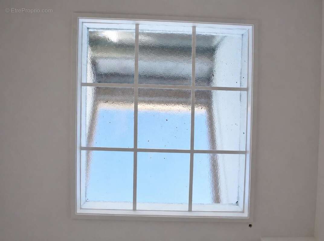 SPECIAL INVESTISSEUR !! Dunkerque centre: Appartement 75 m2 deux chambres . - photo 3