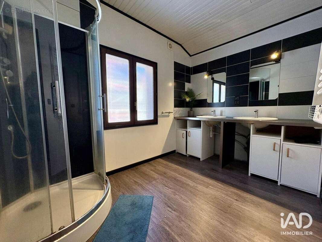 Photo 7 - Maison à LA LLAGONNE