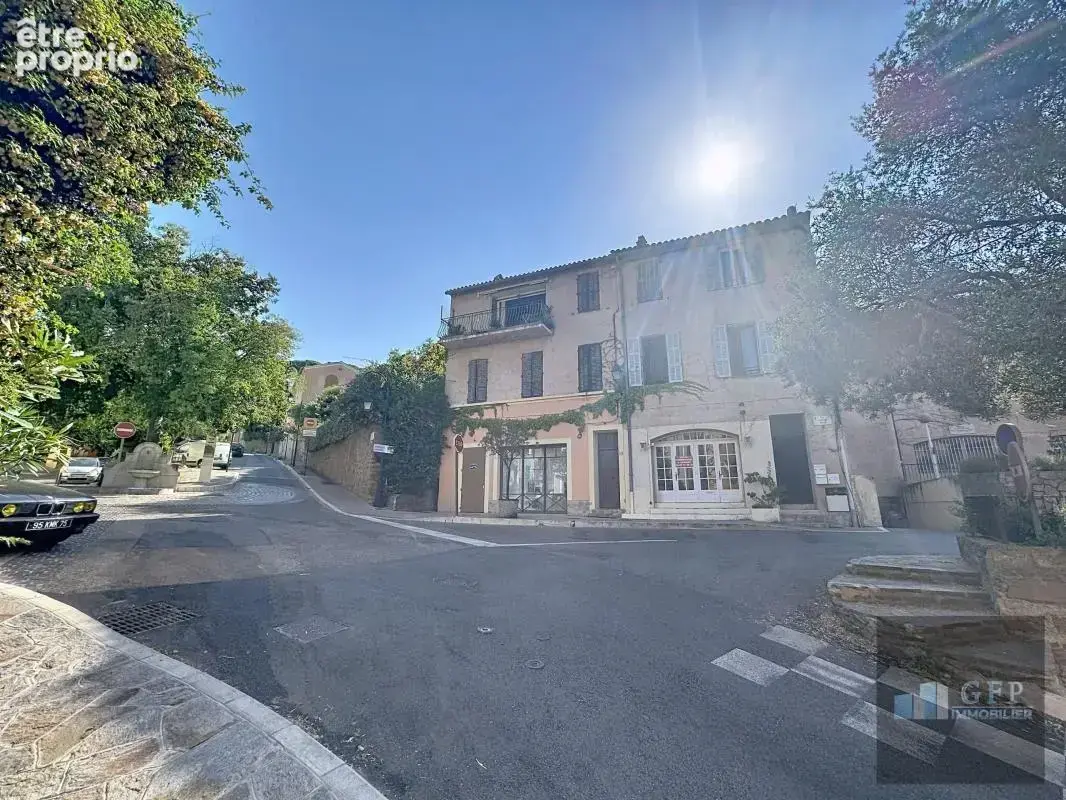 2 pièces rénové en dernier étage à Bormes-les-Mimosas - photo 18