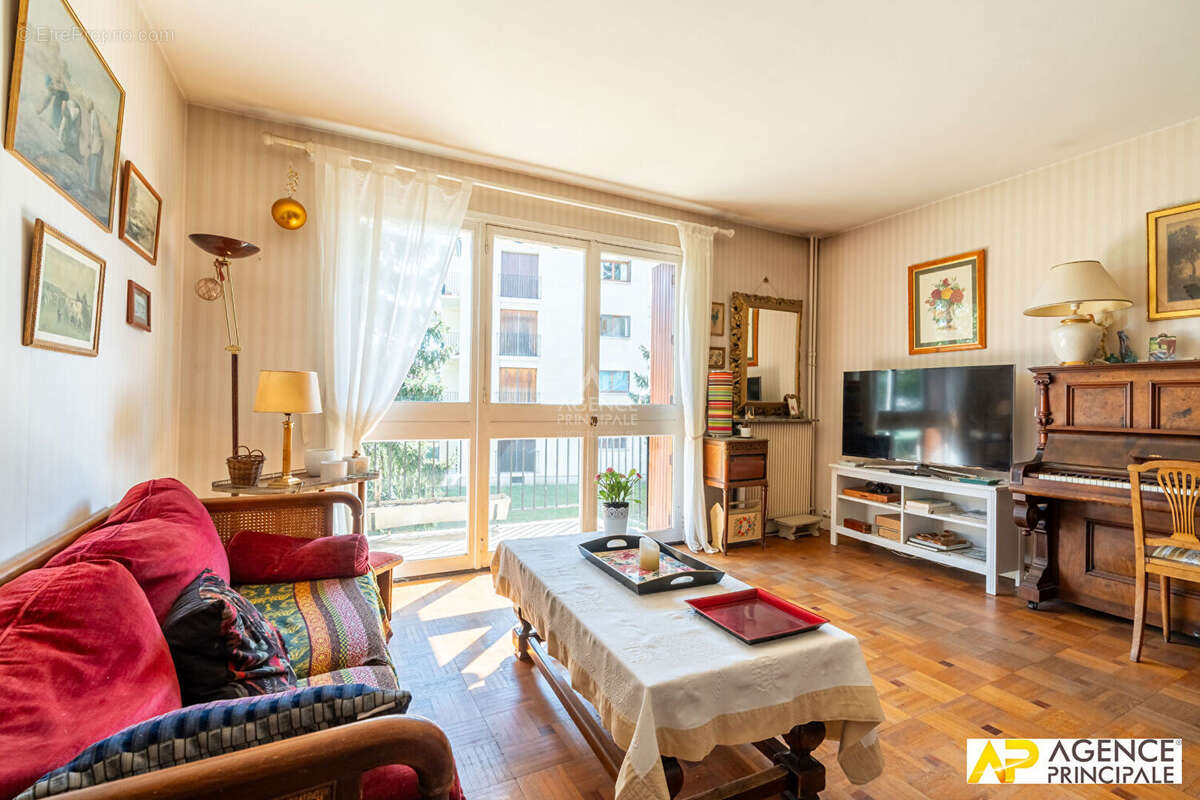 Appartement Maisons Laffitte 4 pièce(s) 98.76 m2 - photo 4