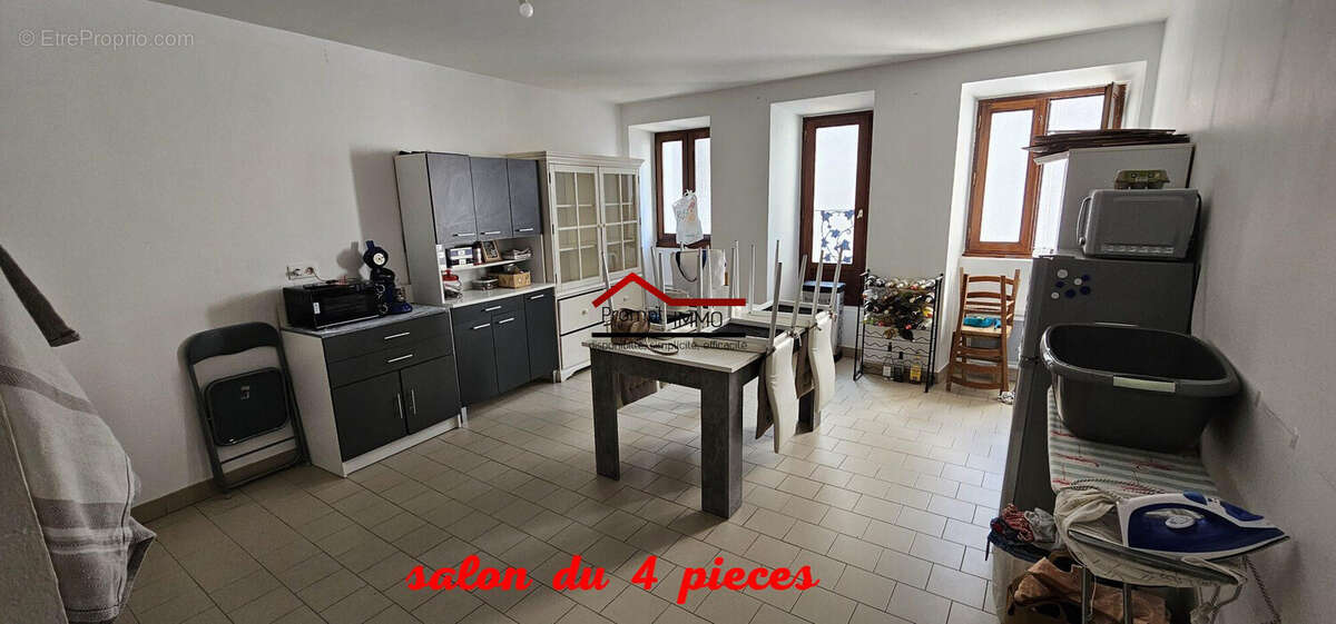 Appartement à VILLENEUVE-DE-BERG