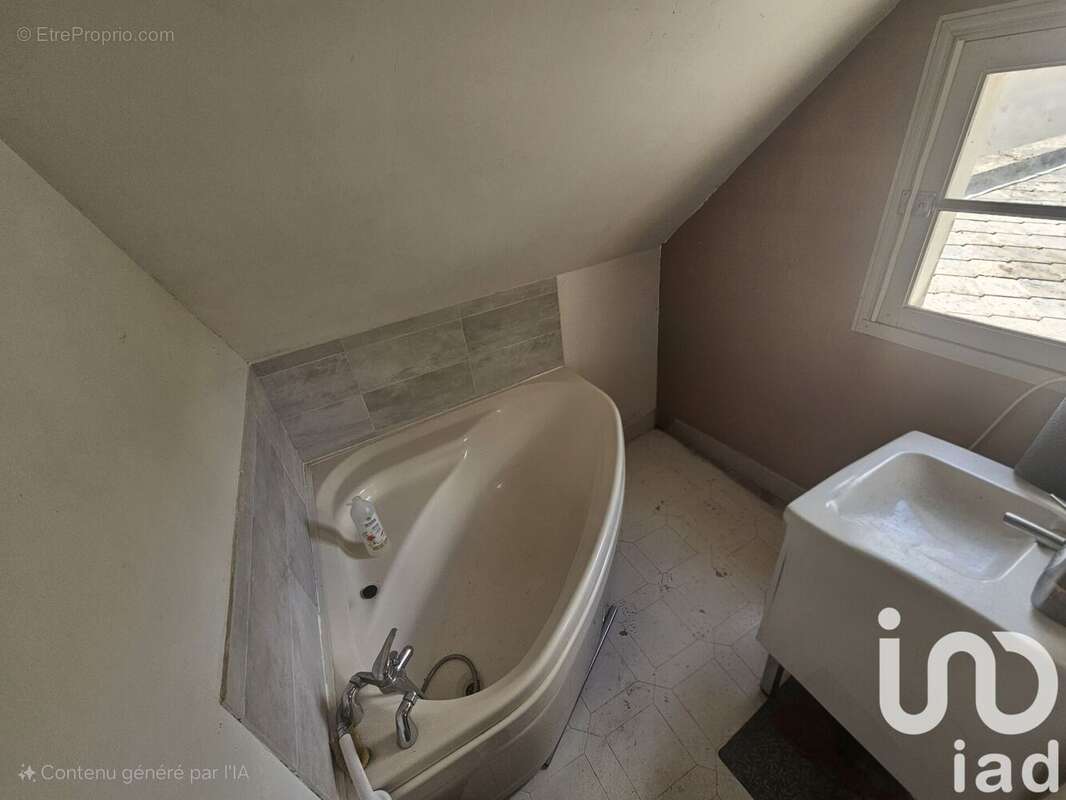 Photo 8 - Maison à LA CHAPELLE-SUR-LOIRE