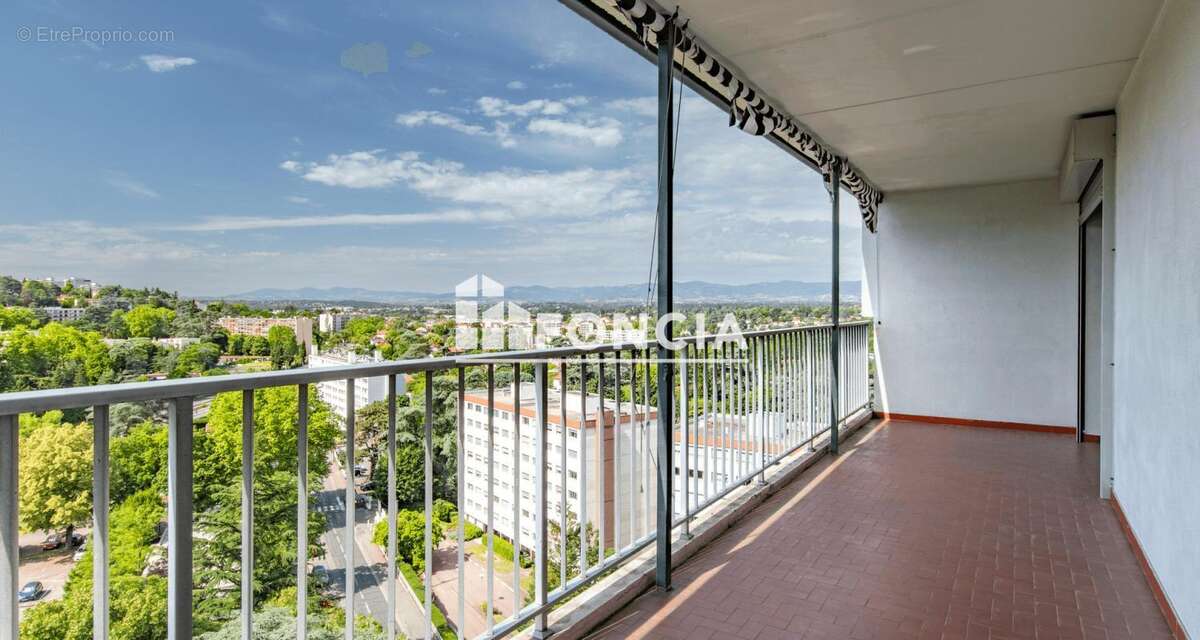 Appartement à LYON-9E