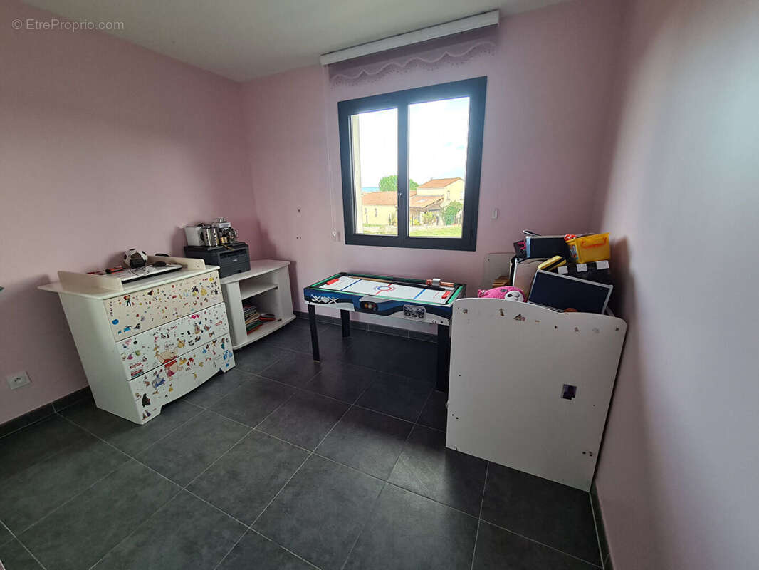Maison avec un terrain de 1000 m² environ - photo 10