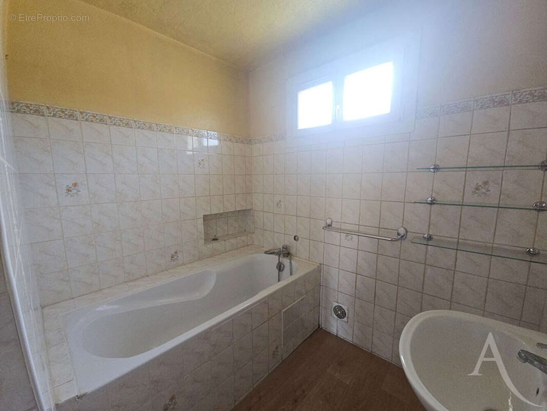 Maison 90 m² à Evrecy  - photo 8