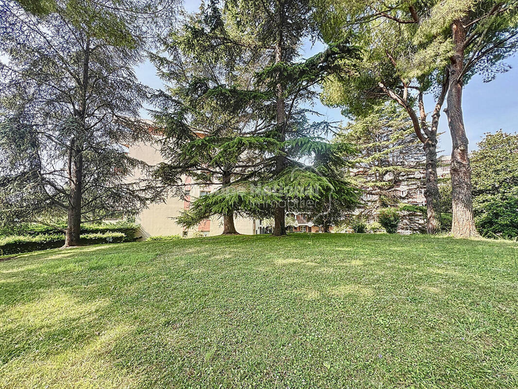 Appartement à MANDELIEU-LA-NAPOULE