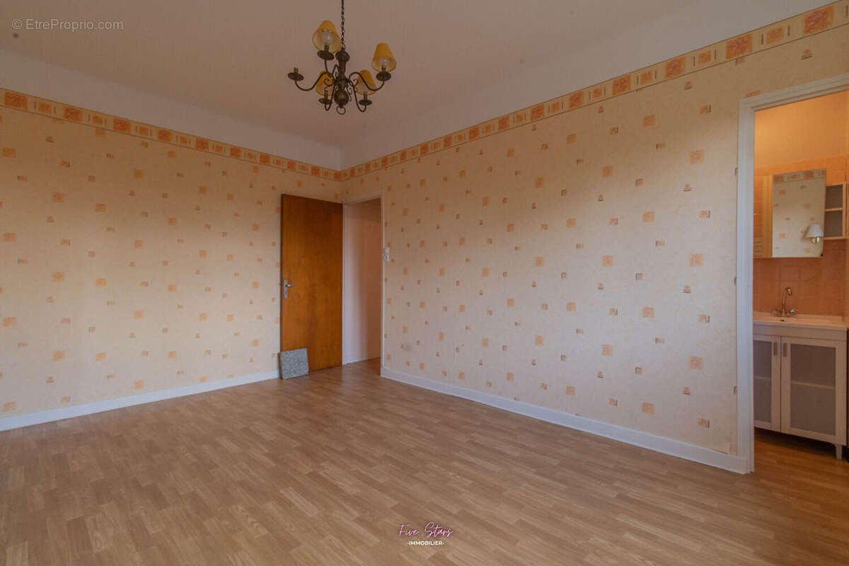 Maison à LANDRES