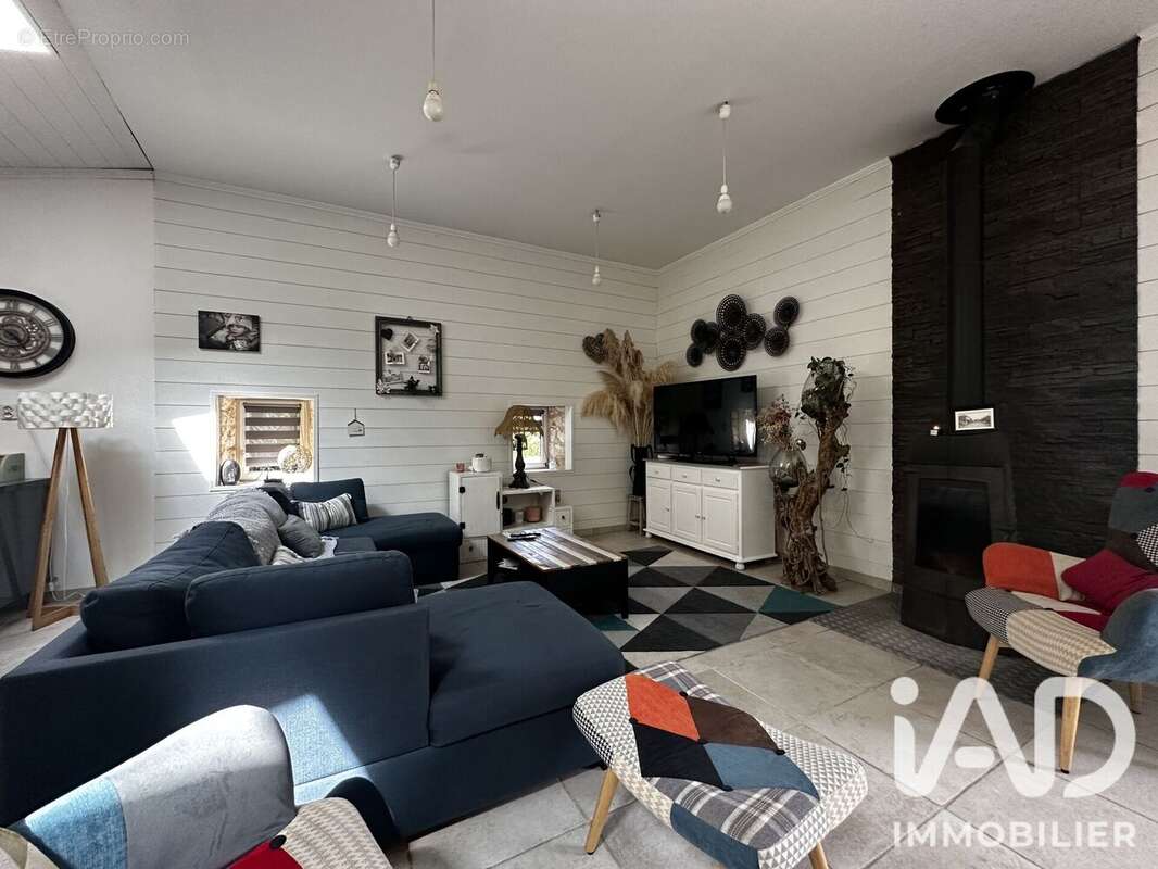 Maison 155 m² à Cahuzac  - photo 4