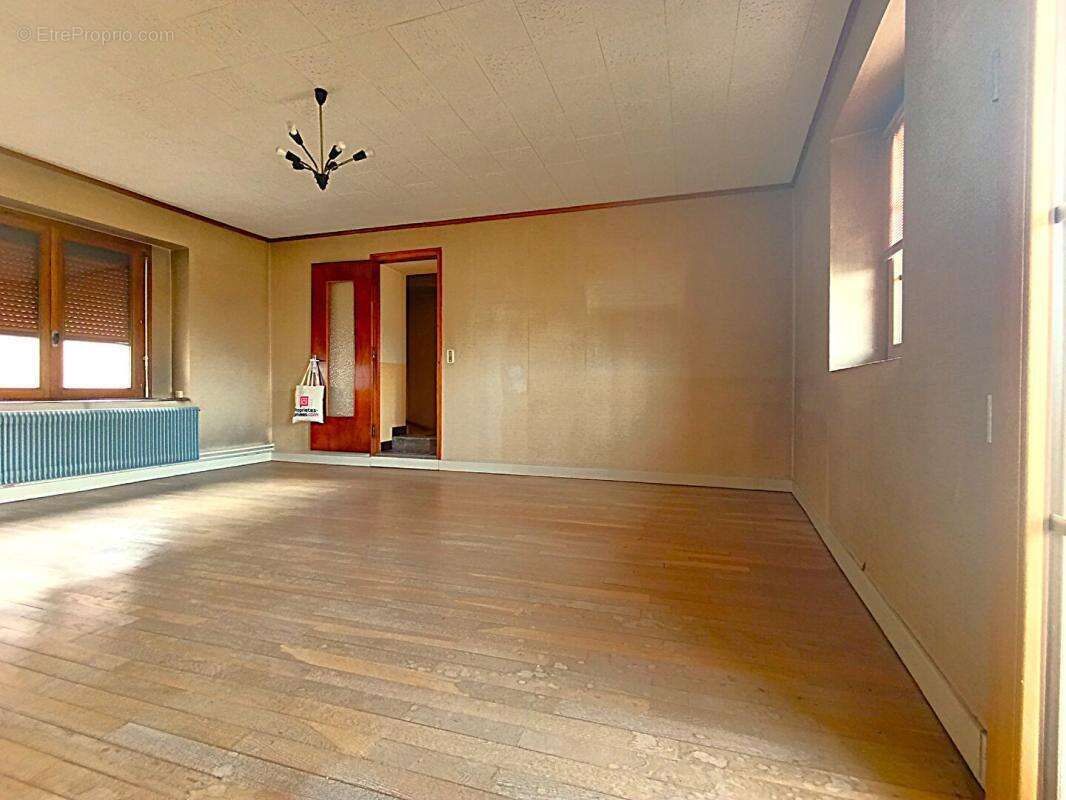 Maison à GRANDFONTAINE