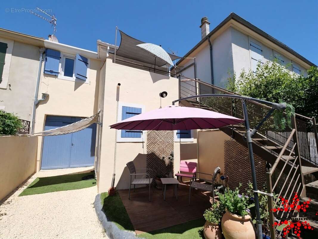 Canal du Midi  Maison rénovée avec terrasse, cour et garage - photo 2
