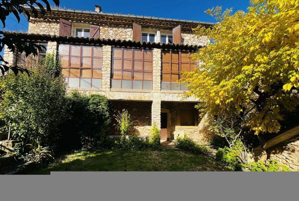 Maison à GOUDARGUES