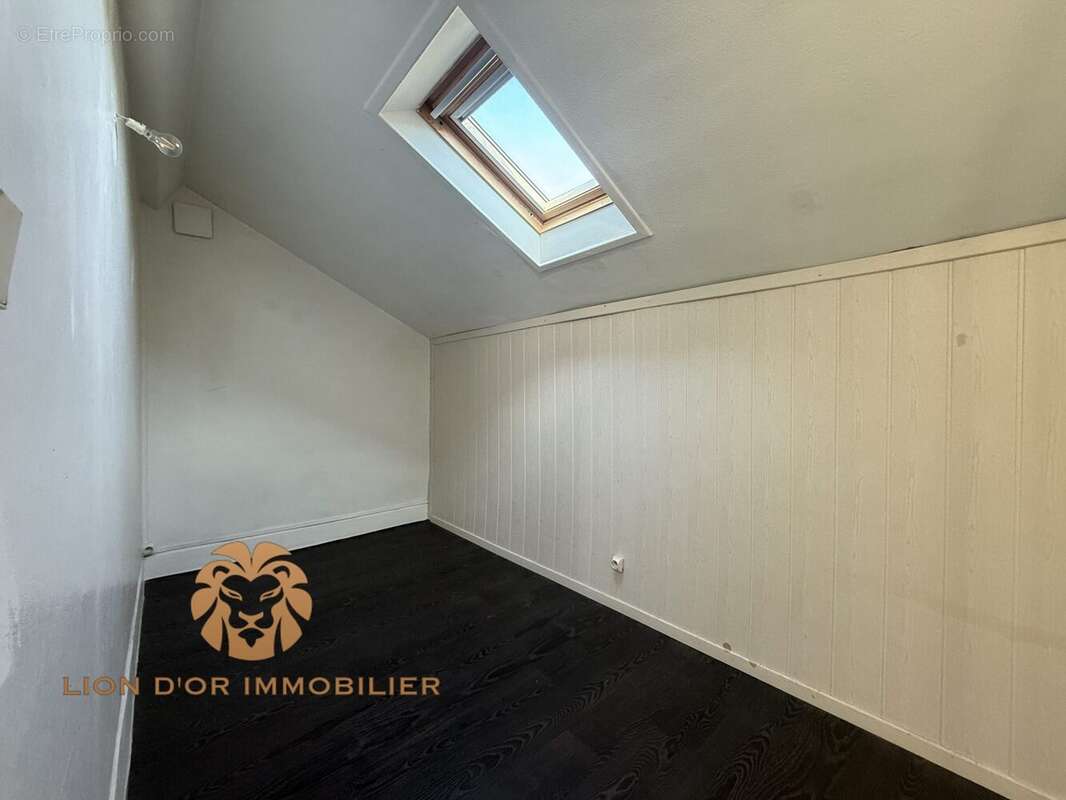 Appartement 56 m² à Neuville-Sur-Saone  - photo 7
