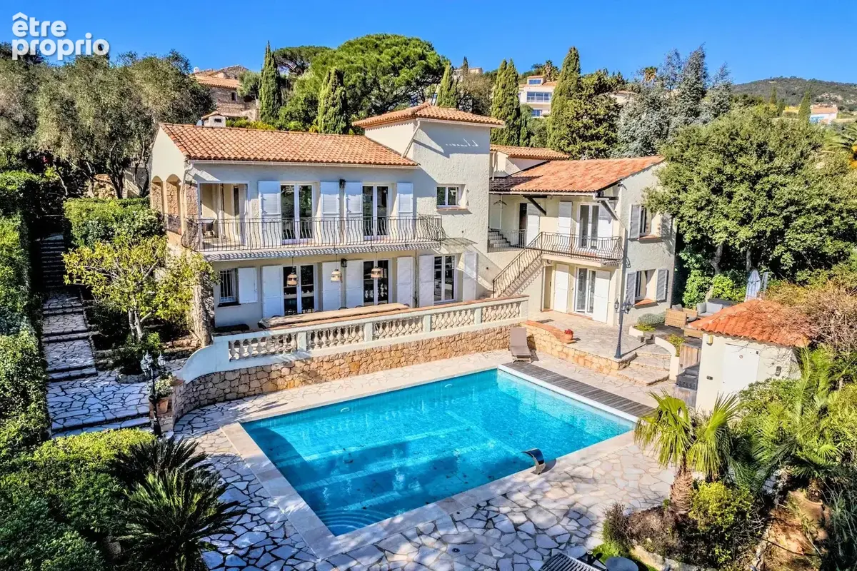 Maison à LES ISSAMBRES