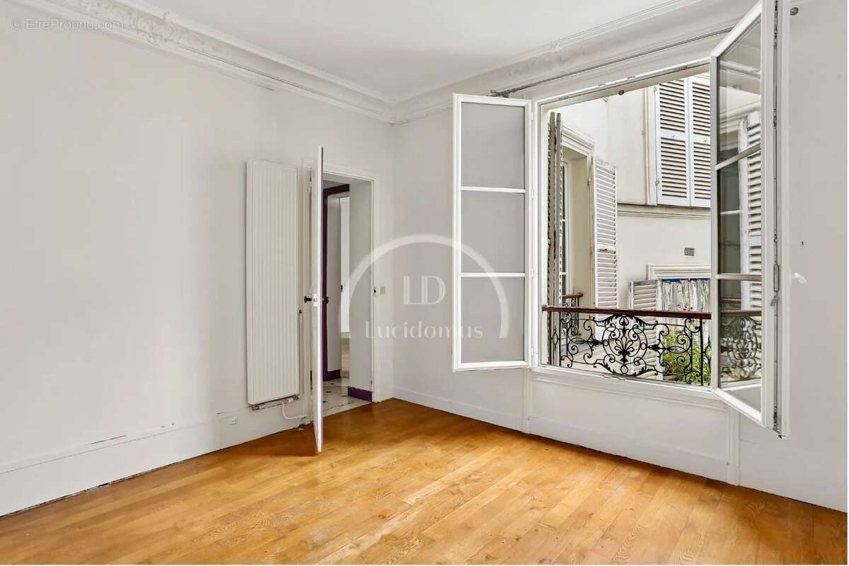 Appartement à PARIS-5E