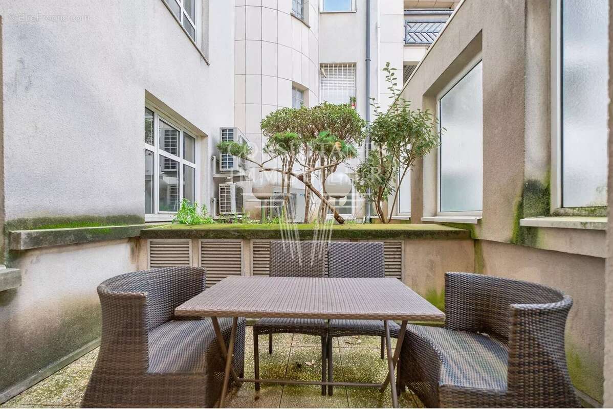 Commerce à BOULOGNE-BILLANCOURT