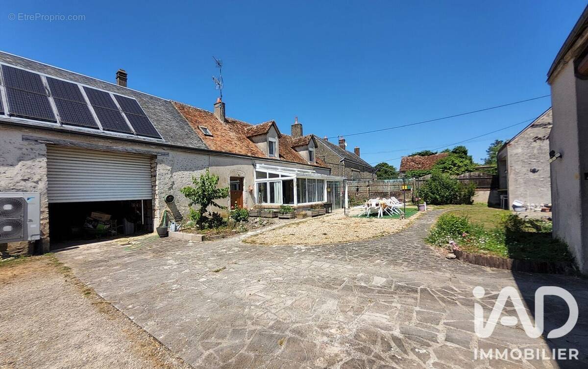 Photo 1 - Maison à CONCRIERS