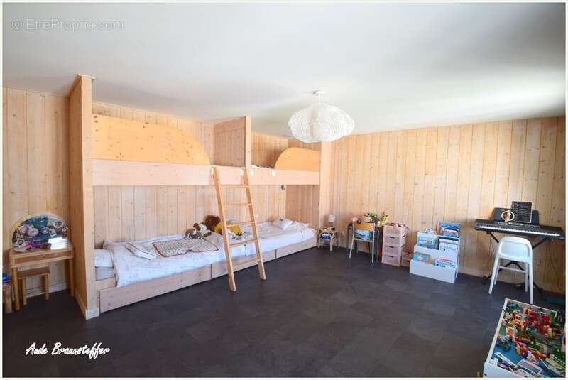 Maison à vendre 7 pièces LOIX (17) avec possibilité d'extension - photo 9