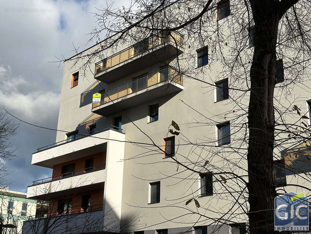 Appartement à HEROUVILLE-SAINT-CLAIR