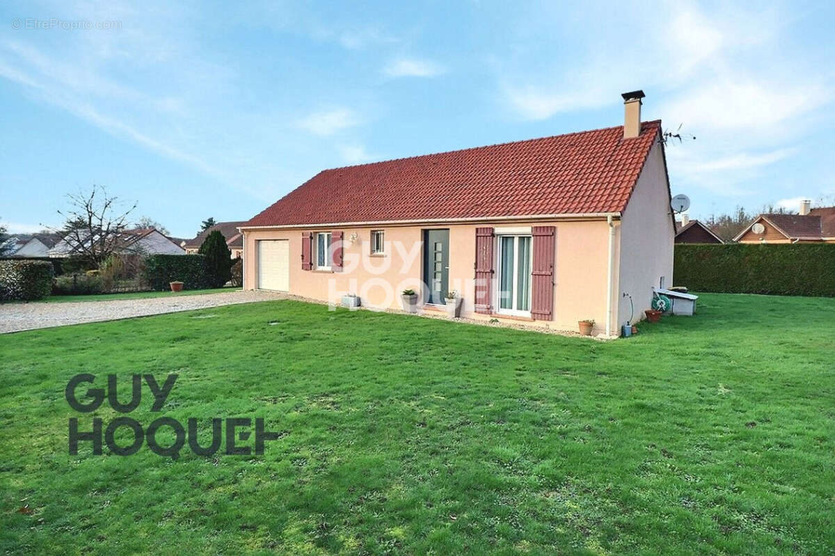 Maison à BEAUMONT-LE-ROGER