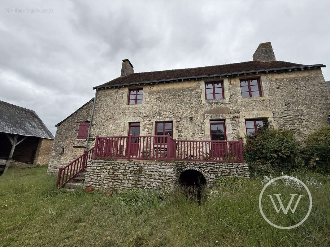 Maison à NEUVY-EN-CHAMPAGNE