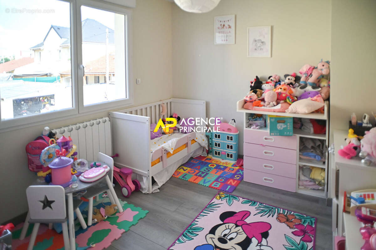 Maison à SARTROUVILLE