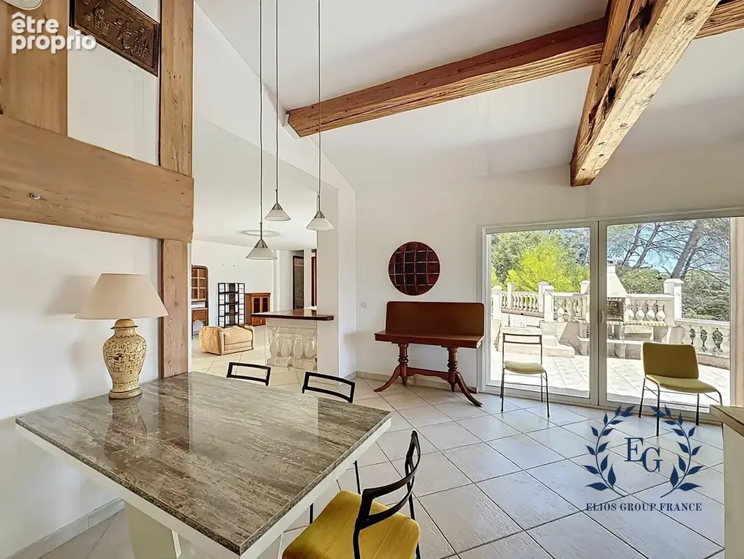 Maison 7 pièces 190 m² à vendre à Carces (83570) - photo 6