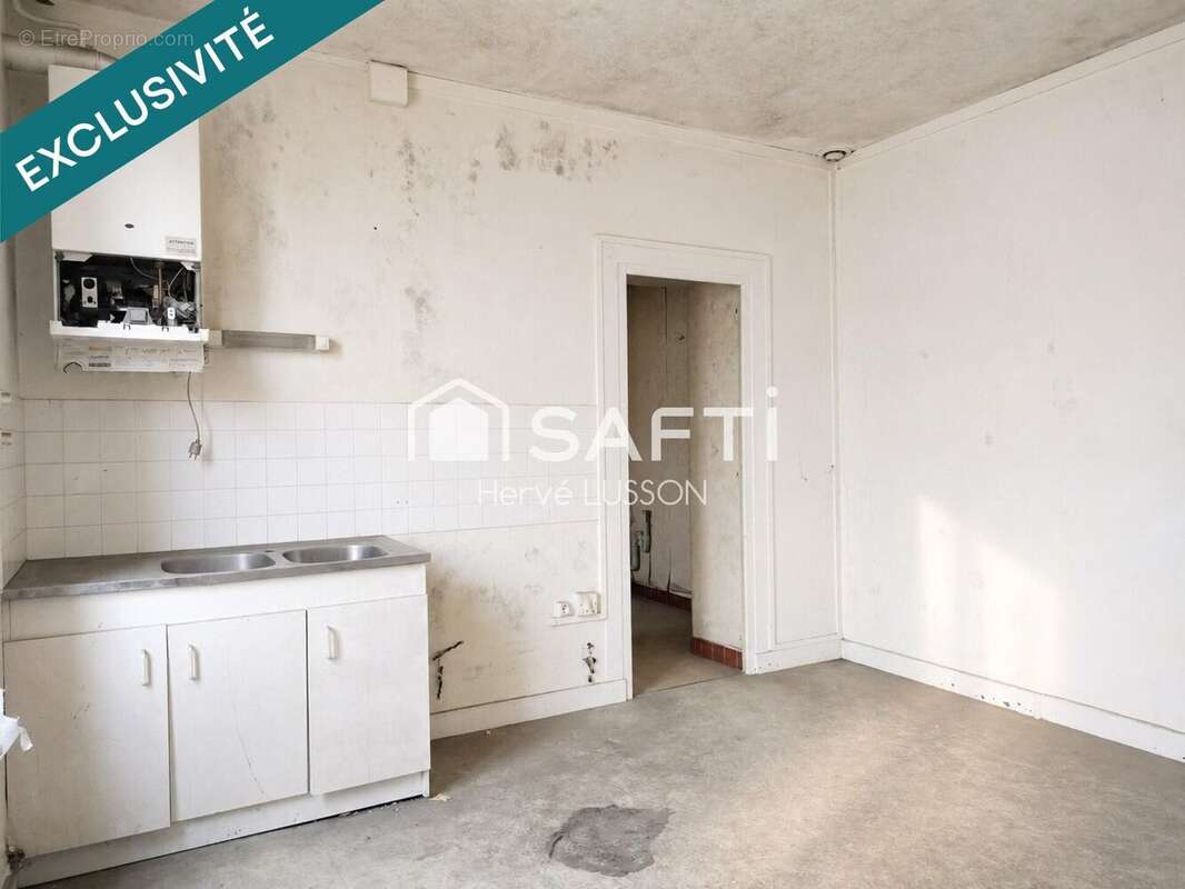 Maison 244 m² à Le Mans  - photo 4
