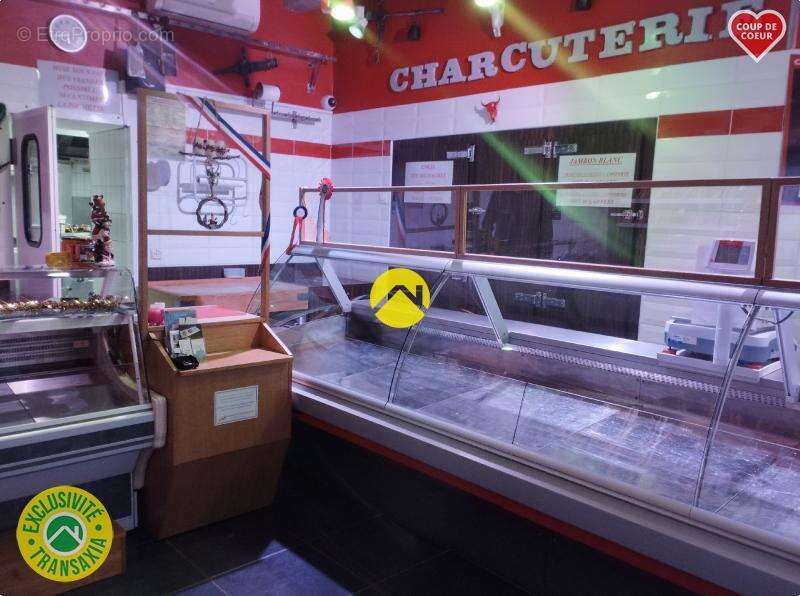 Appartement à VIC-SUR-CERE