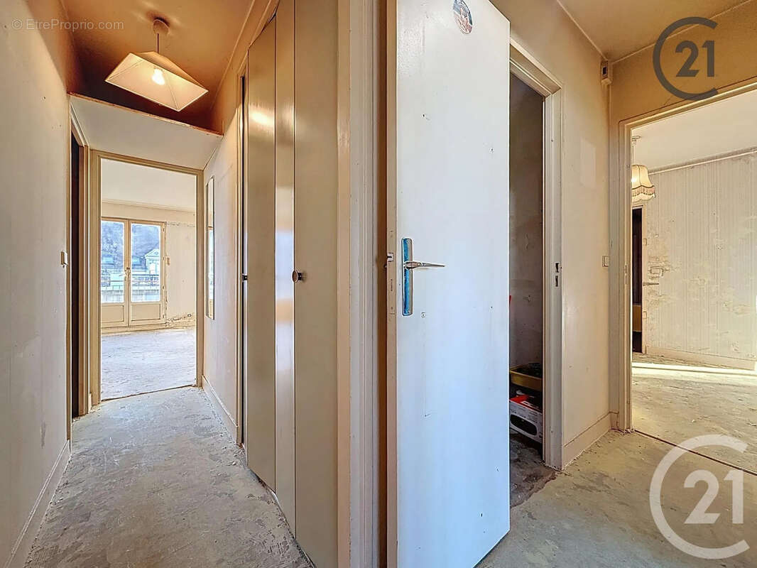 Appartement à BRIE-COMTE-ROBERT