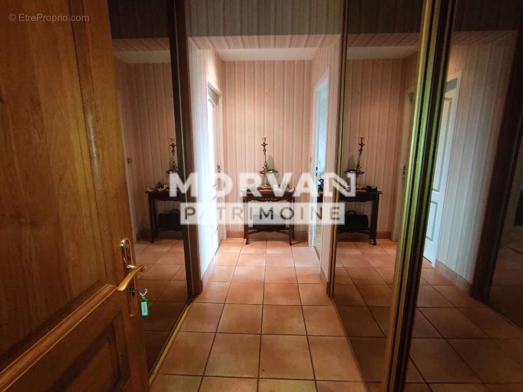 Maison à CHATEAU-CHINON(VILLE)