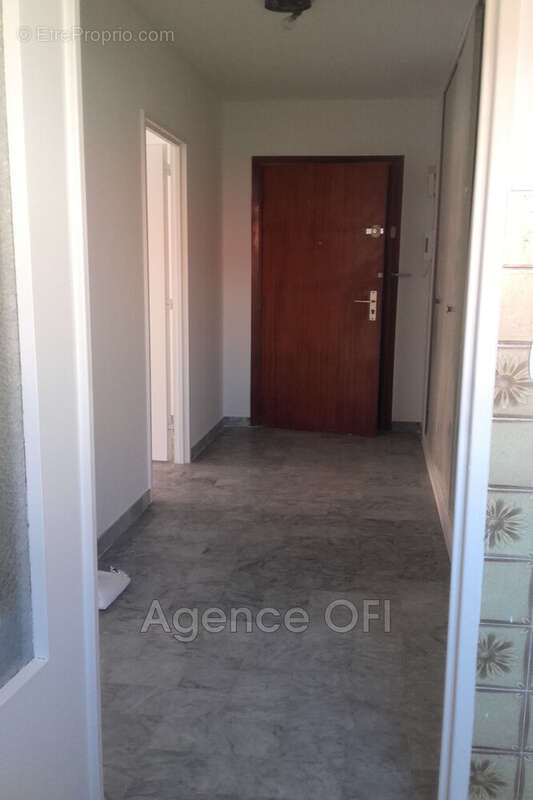 Appartement à VALLAURIS