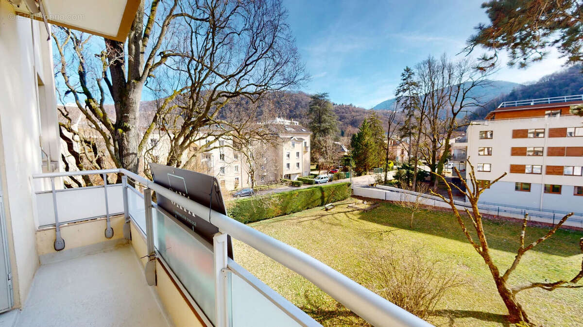 Appartement à GIERES