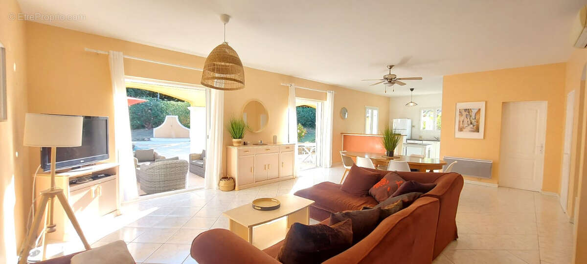 Opportunite - villa 6 pieces - le muy la motte - photo 12