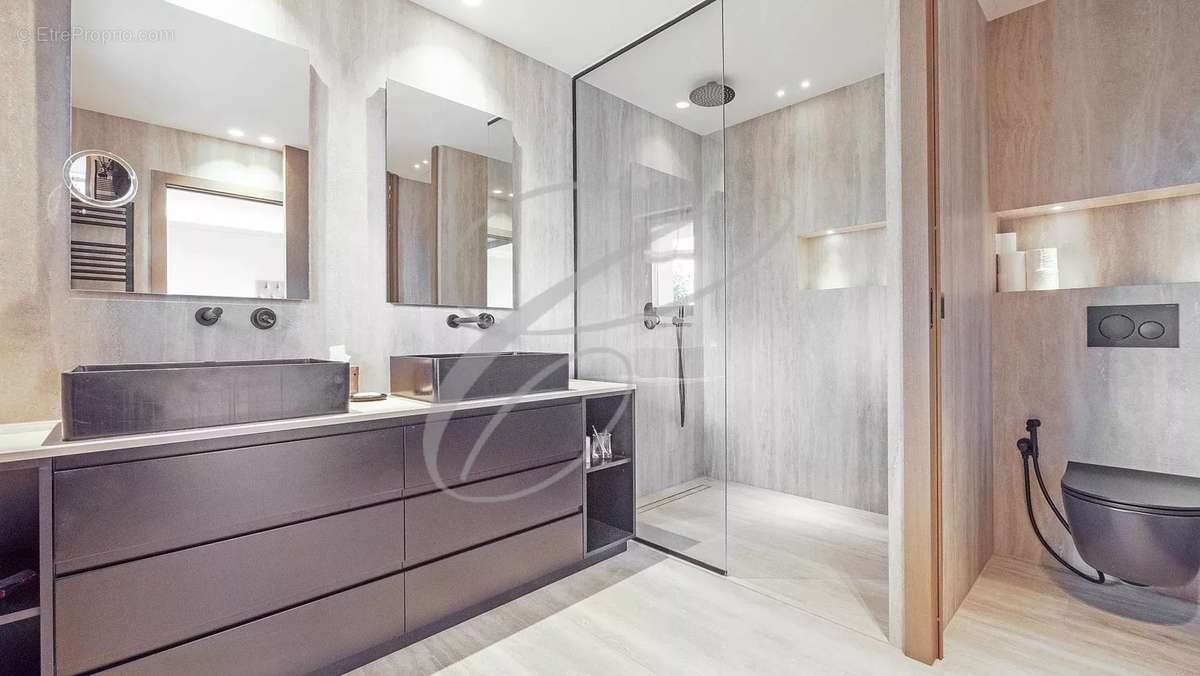 Maison à ROQUEBRUNE-CAP-MARTIN