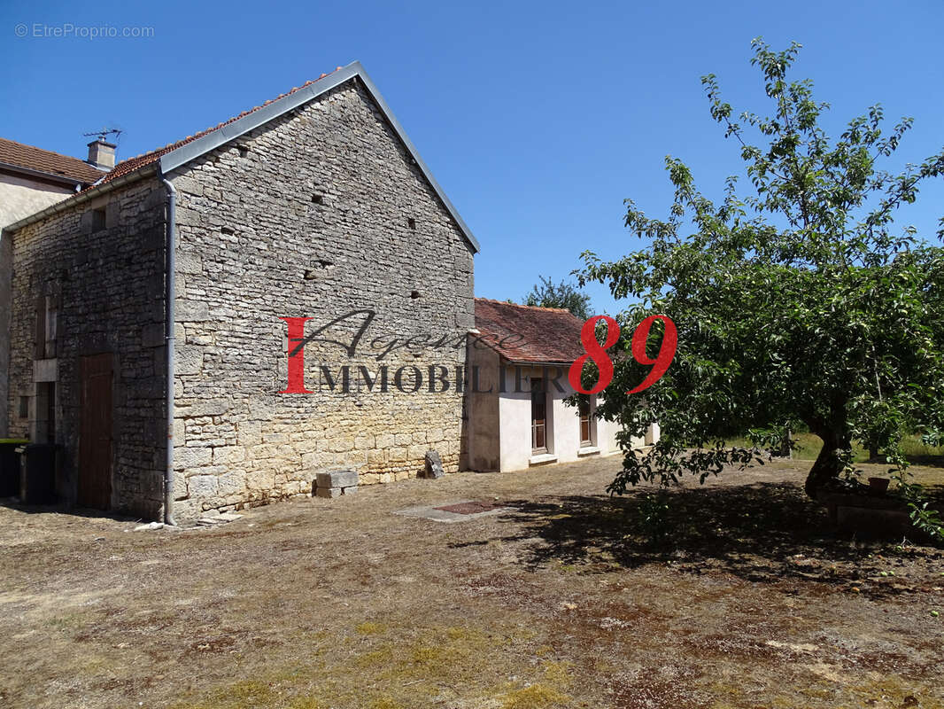 Maison à AMPILLY-LE-SEC