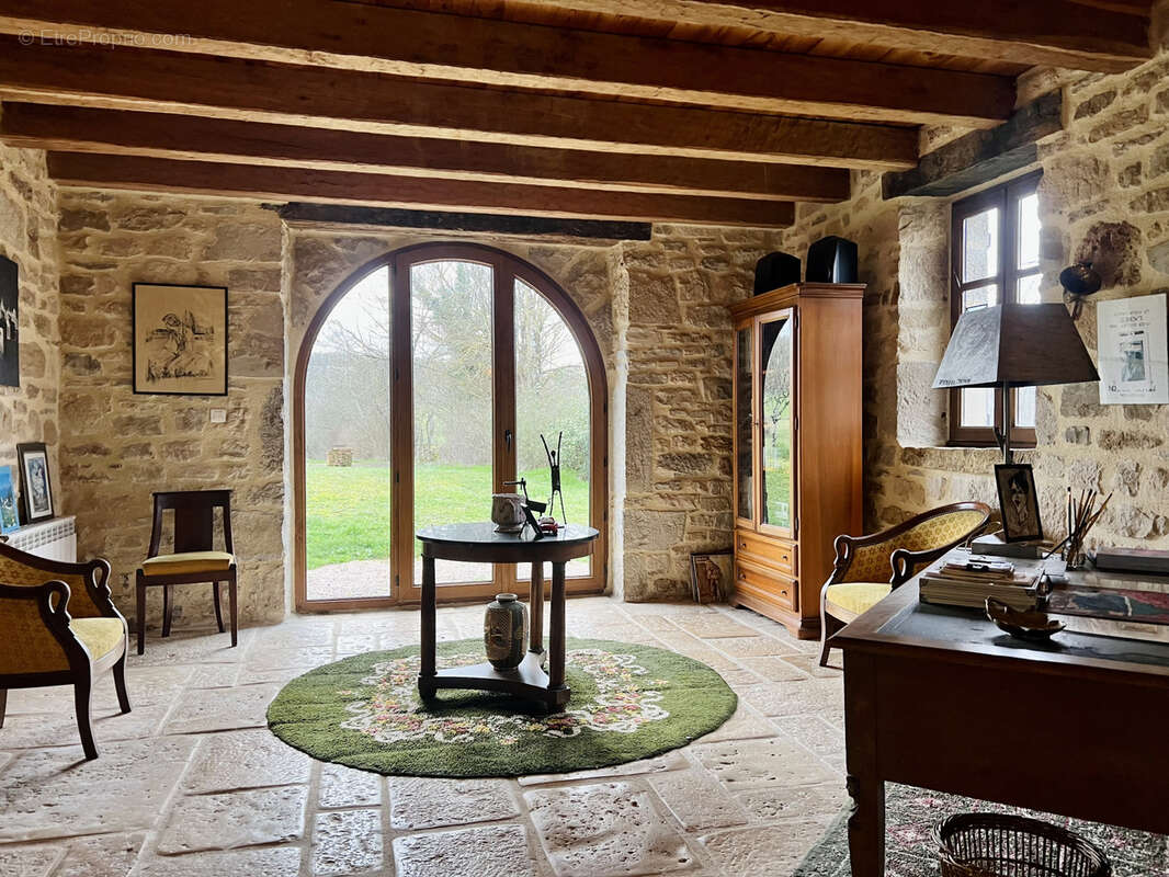 Maison à SAINT-PIERRE-TOIRAC