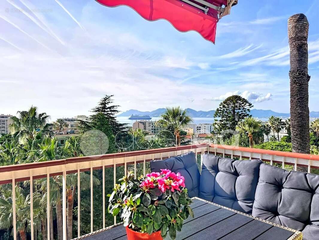 Appartement à CANNES