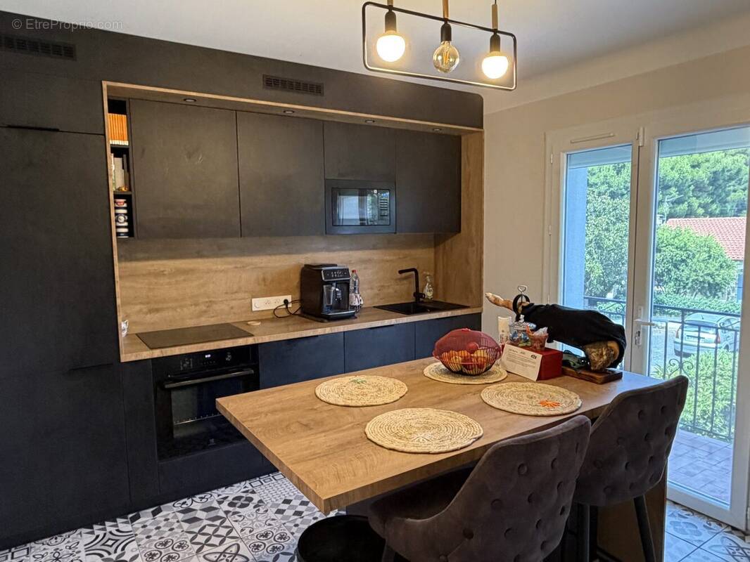 Maison 179 m² à Saint-Andre  - photo 2