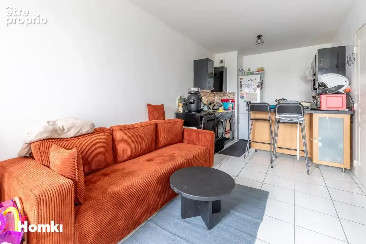 Appartement T2 de 41 m² à Craponne 69290, Avenue Pierre Dumond - photo 2
